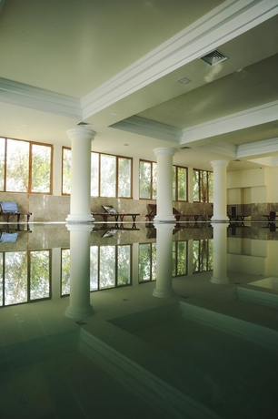 Imagen de la piscina del Hotel Balcan Crest Resort and Spa. Foto 8