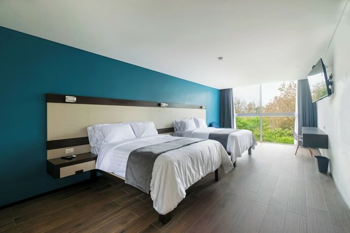 Imagen de la habitación del Hotel Balc&oacute;n del Parque. Foto 16