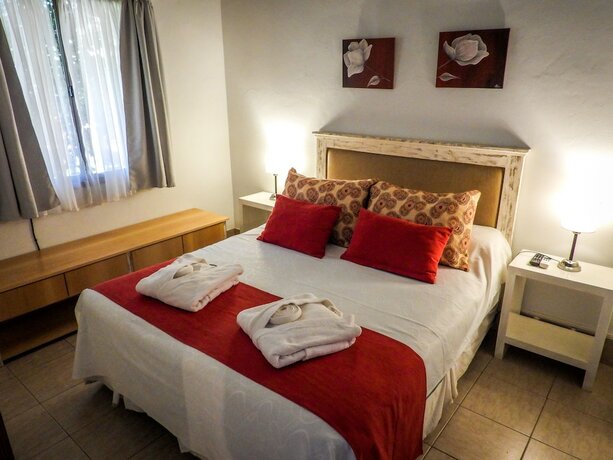 Imagen de la habitación del Hotel Balcon Del Golf. Foto 18