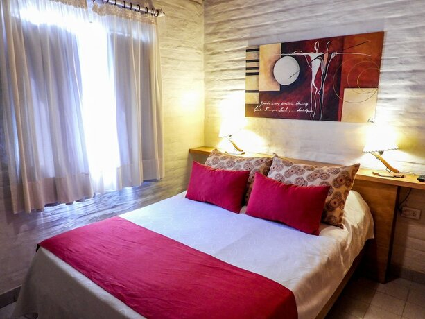 Imagen general del Hotel Balcon Del Golf. Foto 11