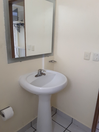 Imagen de la habitación del Hotel Balcon Gueela. Foto 13