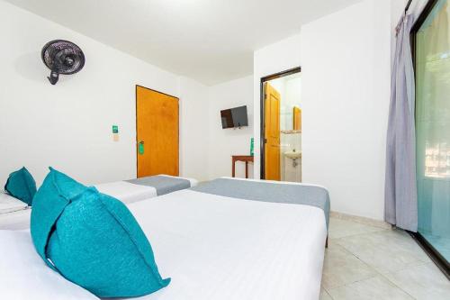 Imagen de la habitación del Hotel Balcones 70 Laureles. Foto 15