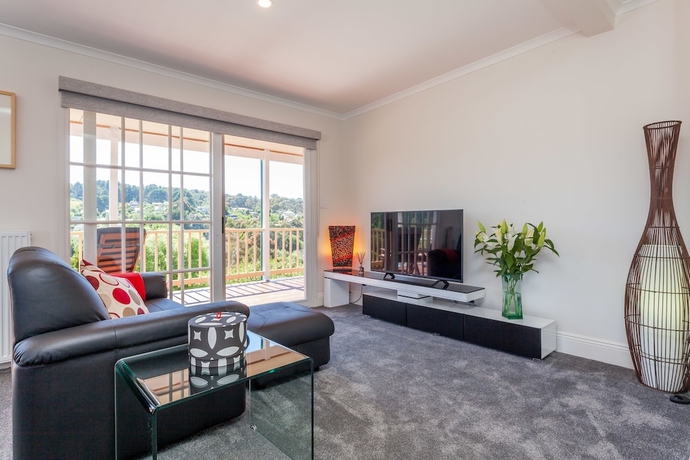 Imagen de la habitación del Hotel Balconies Lakeside. Foto 2