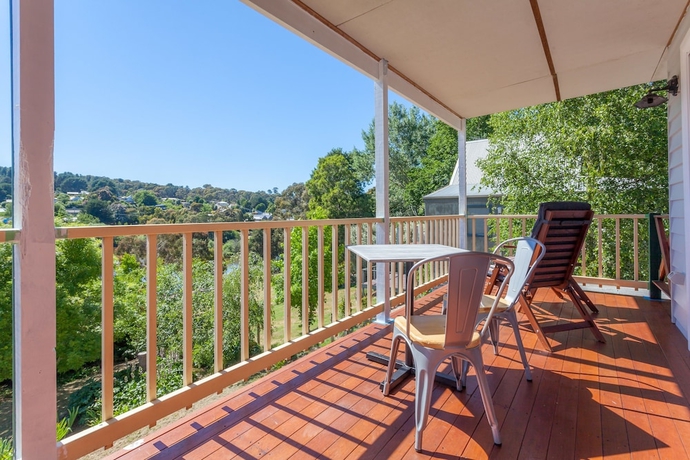 Imagen de la habitación del Hotel Balconies Lakeside. Foto 8