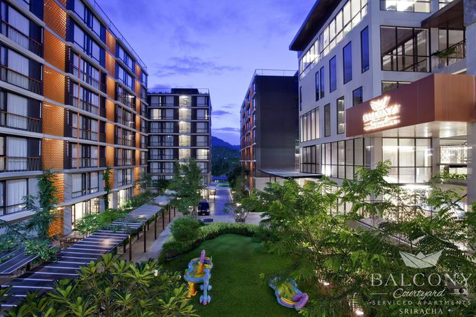 Imagen de los exteriores del Hotel Balcony Courtyard Sriracha Hotel & Serviced Apartments. Foto 9