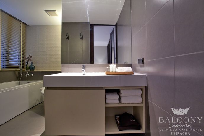 Imagen de los interiores del Hotel Balcony Courtyard Sriracha Hotel & Serviced Apartments. Foto 16