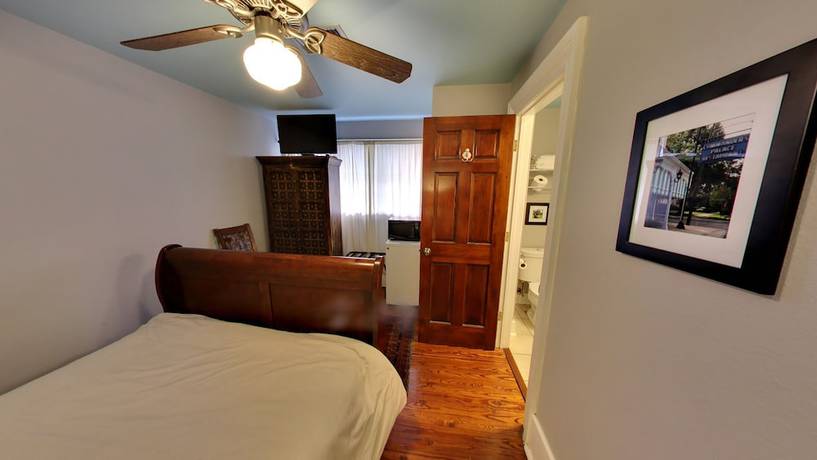 Imagen de la habitación del Hotel Balcony Guest House. Foto 6