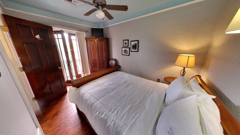 Imagen de la habitación del Hotel Balcony Guest House. Foto 12