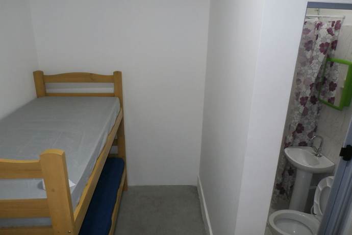Imagen de la habitación del Hotel Balcony Hostel. Foto 12