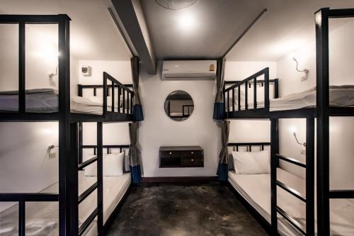 Imagen general del Hotel Balcony Party Hostel - Adult Only +18. Foto 4