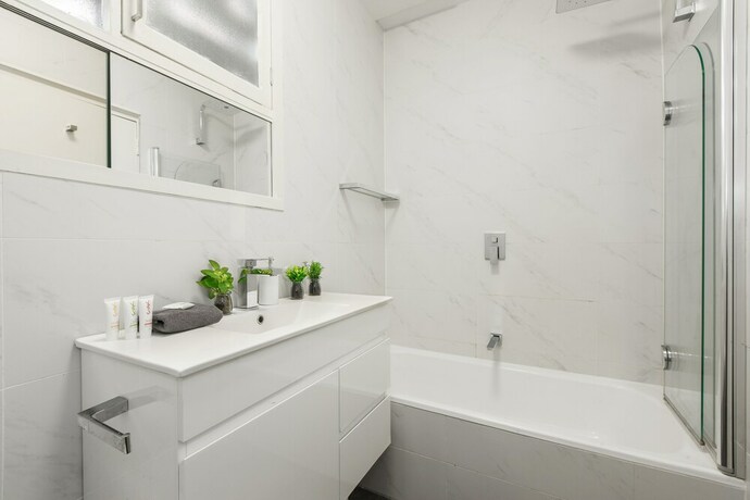 Imagen de la habitación del Hotel Balcony Retreat Apartment By Ready Set Host. Foto 23