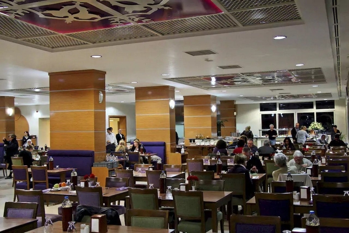 Imagen general del Hotel Balcova Thermal. Foto 11