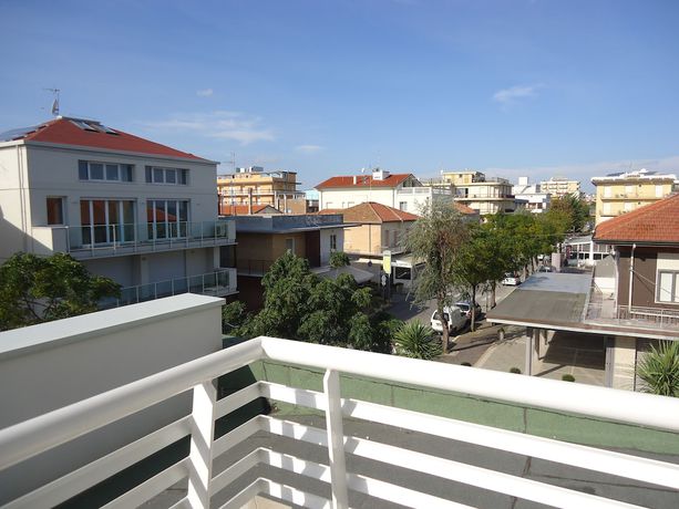 Imagen de la habitación del Hotel Baldinini. Foto 9