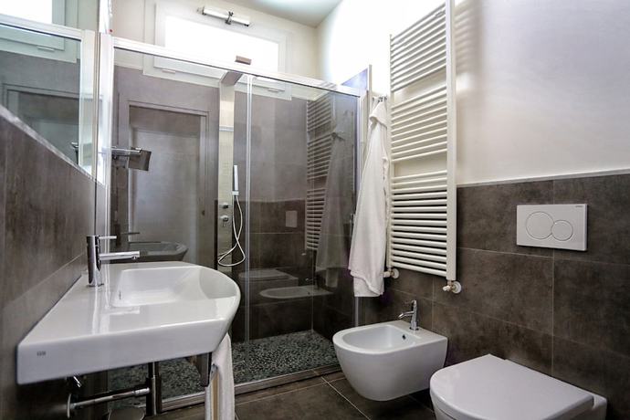 Imagen de la habitación del Hotel Baldinini. Foto 11