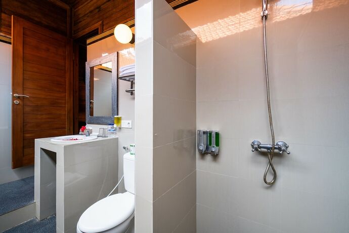 Imagen general del Hotel Bale Gede Nusa Lembongan. Foto 6