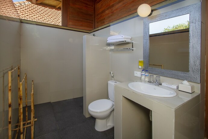 Imagen general del Hotel Bale Gede Nusa Lembongan. Foto 8