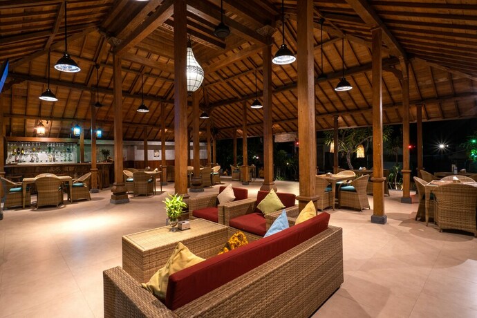 Imagen de los interiores del Hotel Bale Gede Nusa Lembongan. Foto 32