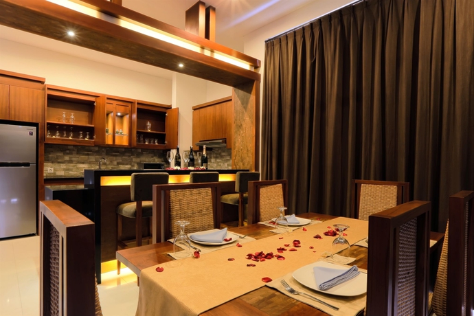 Imagen de la habitación del Hotel Bale Gede Villas. Foto 4