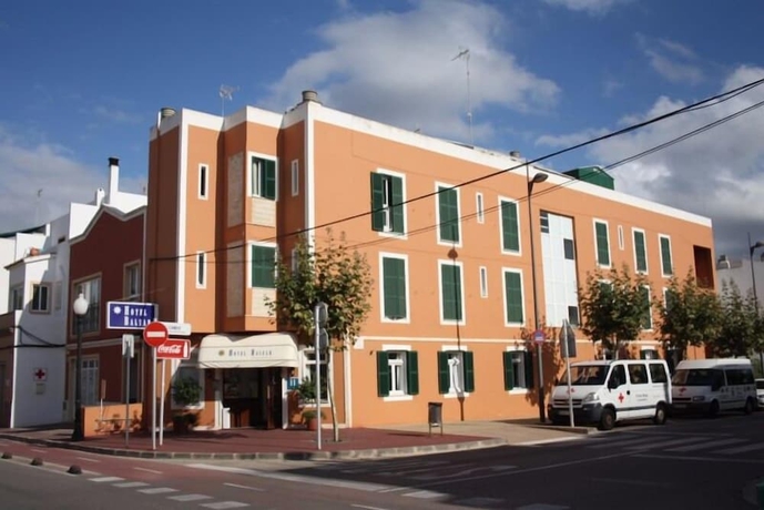 Imagen general del Hotel Balear, Ciudadela. Foto 1