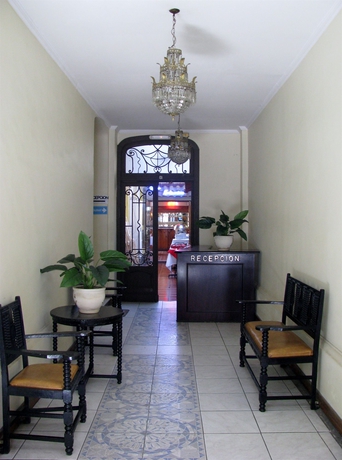 Imagen de los interiores del Hotel Baleares. Foto 16