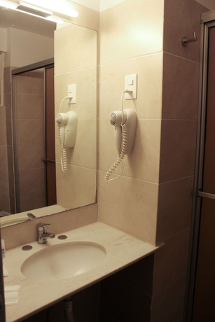 Imagen de la habitación del Hotel Balfers. Foto 7