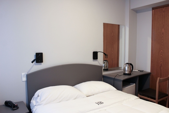 Imagen de la habitación del Hotel Balfers. Foto 8