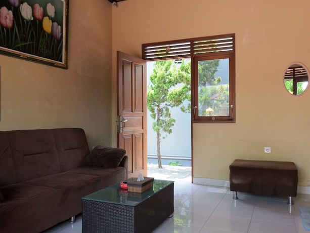 Imagen de los interiores del Hotel Bali Asih Villa. Foto 19