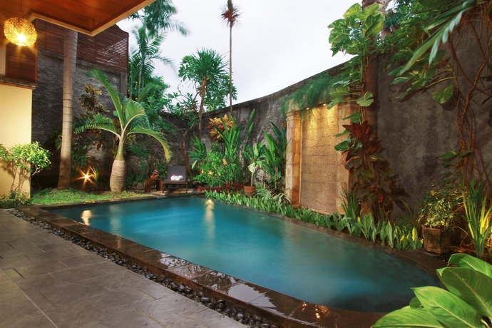 Imagen de la piscina del Hotel Bali Ayu and Villas. Foto 16