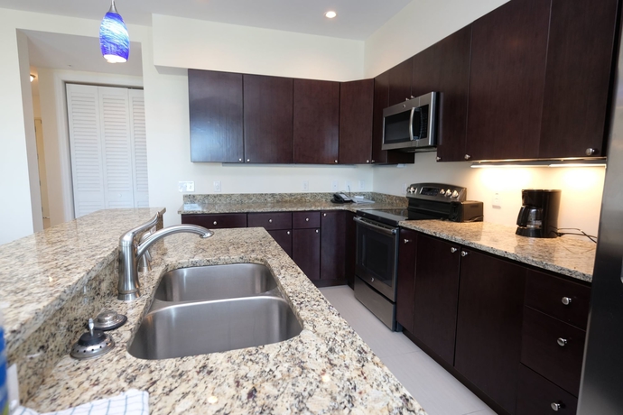 Imagen de la habitación del Hotel Bali Bay Resort. Foto 4