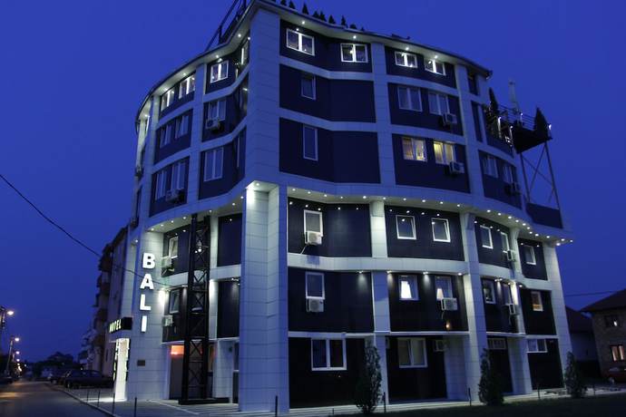 Imagen general del Hotel Bali Colosseum. Foto 1