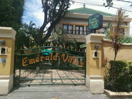 Imagen de los exteriores del Hotel Bali Emerald Villas. Foto 19