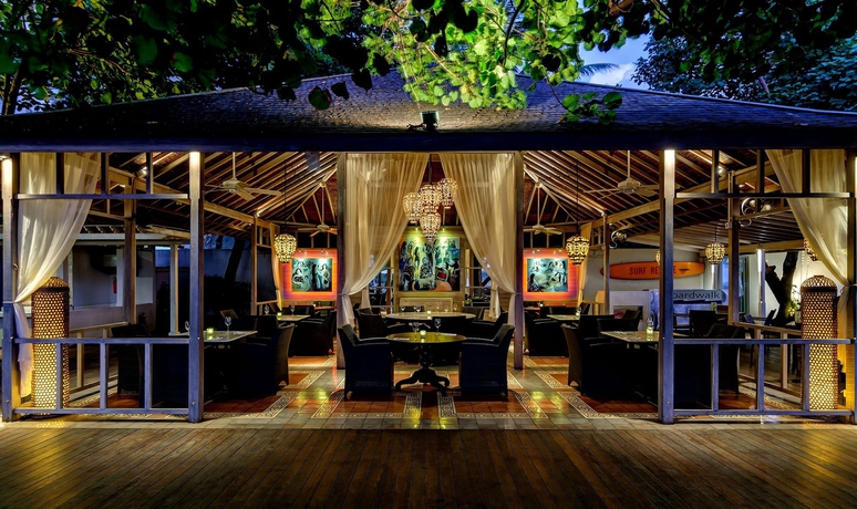 Imagen del bar/restaurante del Hotel Bali Garden Beach Resort - Chse Certified. Foto 4