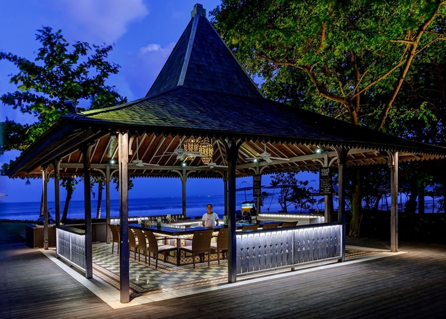 Imagen del bar/restaurante del Hotel Bali Garden Beach Resort - Chse Certified. Foto 5