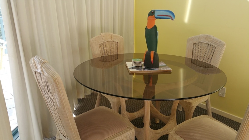 Imagen de la habitación del Hotel Bali In Broughton. Foto 10