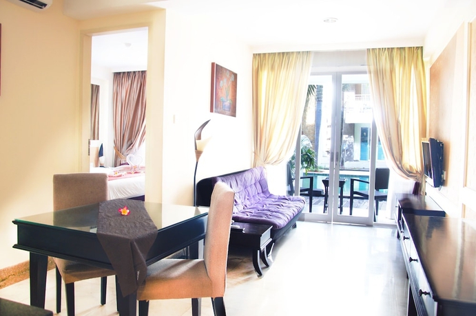 Imagen de la habitación del Hotel Bali Kuta Resort. Foto 5