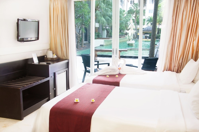 Imagen de la habitación del Hotel Bali Kuta Resort. Foto 9