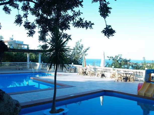 Imagen general del Hotel Bali Mare. Foto 8