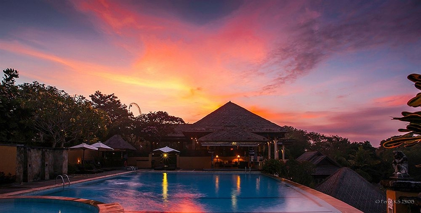 Imagen de la piscina del Hotel Bali Masari Villas and Spa Ubud. Foto 8