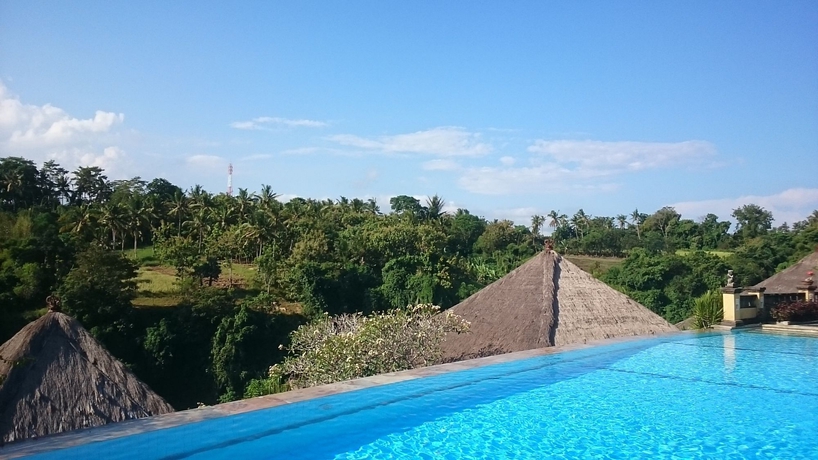 Imagen de la piscina del Hotel Bali Masari Villas and Spa Ubud. Foto 11