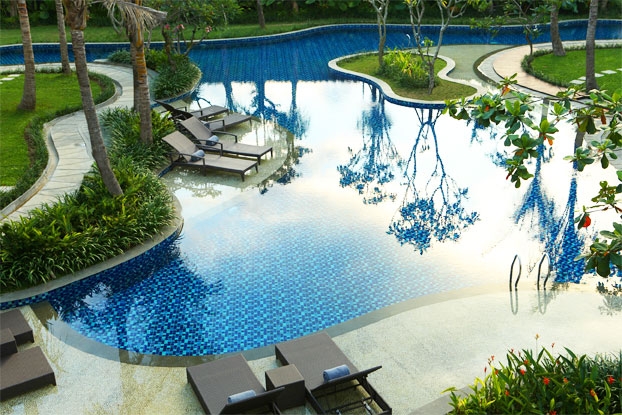 Imagen de la piscina del Hotel Bali Nusa Dua. Foto 11