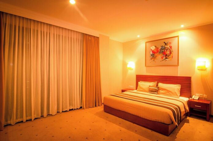 Imagen de la habitación del Hotel Bali Paradise City. Foto 21