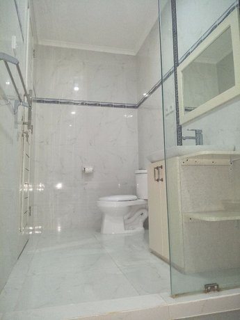Imagen de los interiores del Hotel Bali Paradise Suites Seminyak. Foto 14