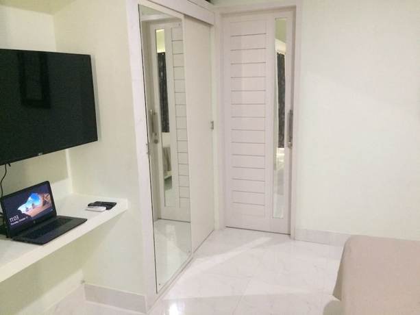 Imagen de los interiores del Hotel Bali Paradise Suites Seminyak. Foto 17