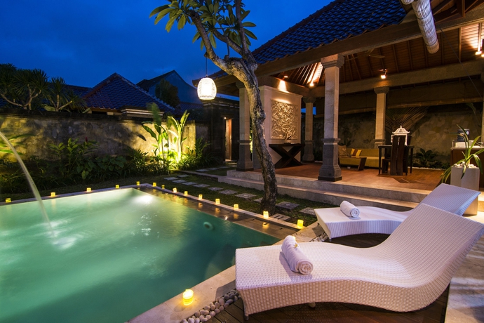 Imagen de la piscina del Hotel Bali Prime Villas. Foto 13