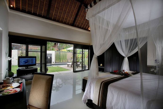 Imagen de la habitación del Hotel Bali Rich Seminyak Villas. Foto 4