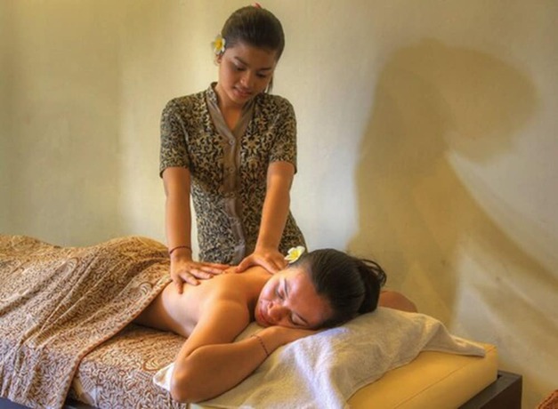 Imagen de los interiores del Hotel Bali Rich Seminyak Villas. Foto 14