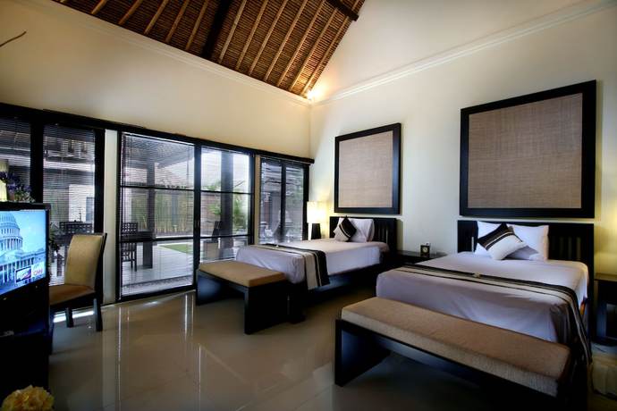 Imagen de la habitación del Hotel Bali Rich Seminyak Villas. Foto 10