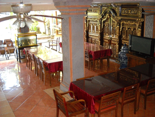 Imagen del bar/restaurante del Hotel Bali Sorgawi. Foto 2