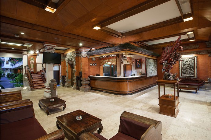 Imagen de los interiores del Hotel Bali Summer. Foto 11