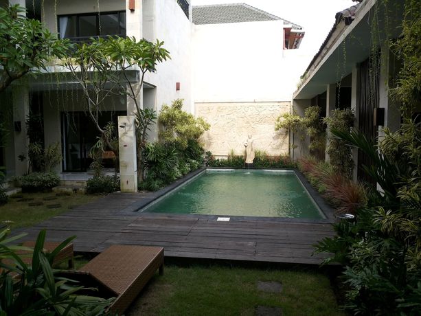 Imagen de la piscina del Hotel Balian Paradise Resort. Foto 14
